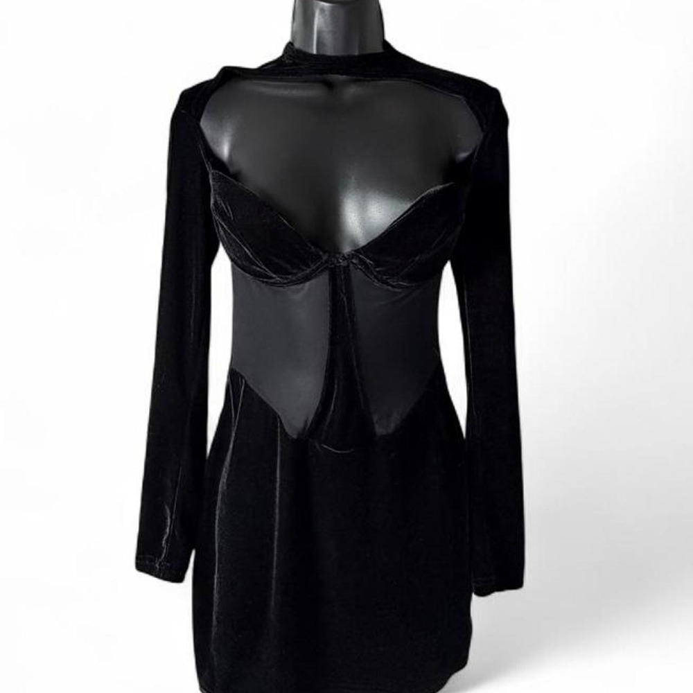 PrettyLittleThing Whimsigoth Black Velvet Shrug Underwire Corset Mini Dress